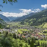 & Appartementhaus Haussteiner Apart-hotel
