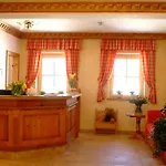 & Appartementhaus Haussteiner Apart-hotel 4*