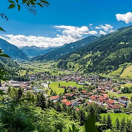 & Appartementhaus Haussteiner Dorfgastein