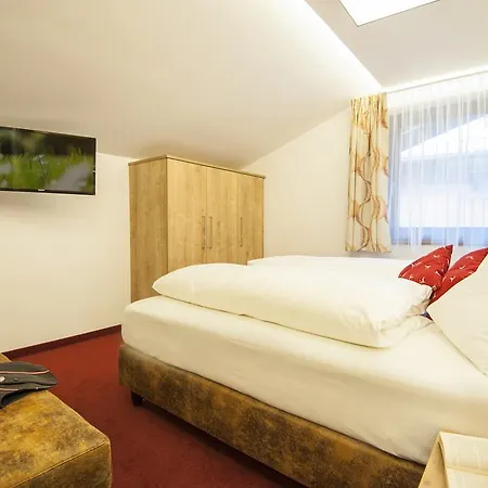 & Appartementhaus Haussteiner