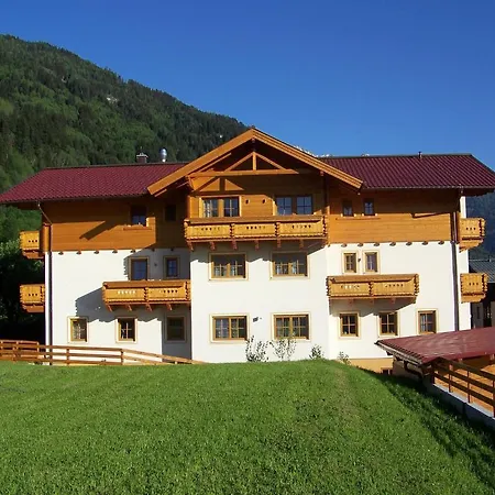 & Appartementhaus Haussteiner Lägenhetshotell