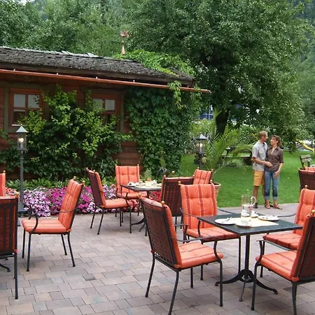 & Appartementhaus Haussteiner