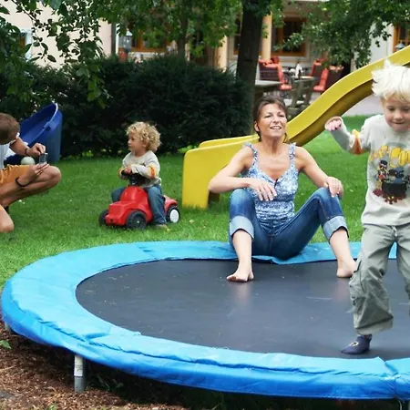 Aparthotel & Appartementhaus Haussteiner