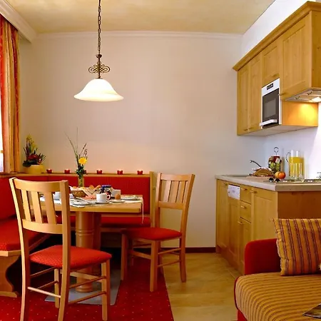 & Appartementhaus Haussteiner Dorfgastein