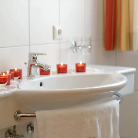 & Appartementhaus Haussteiner Aparthotel